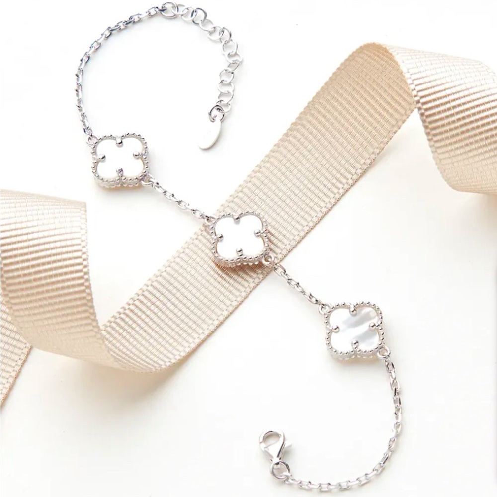 Clover Bracelet